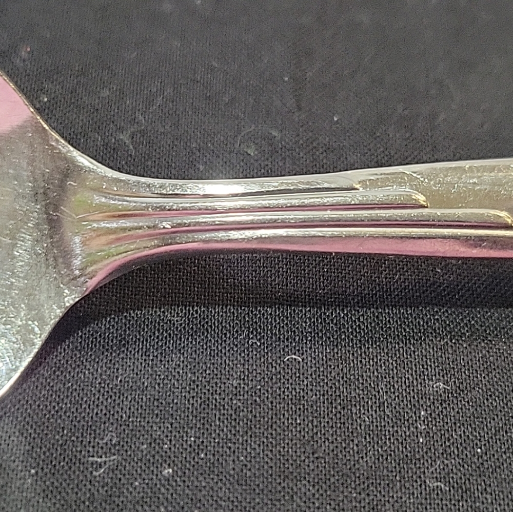 Oneida Vintage Sand Dune, Groove Side Down Oval Soup Spoons - Picture 3 of 6